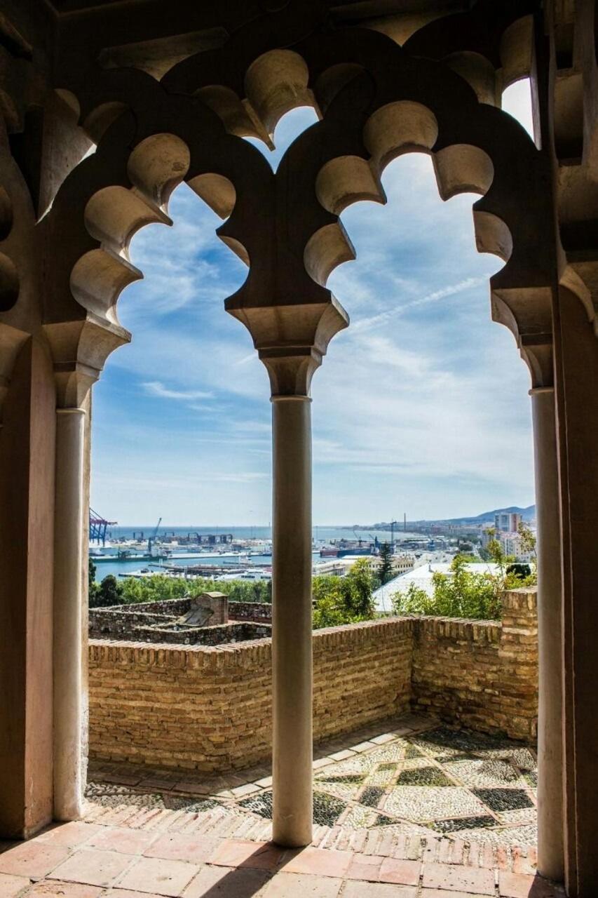 شقة La Bella Escondida Piscina Campo De Golf Solarium Y Parking En Centro Historico مالقة المظهر الخارجي الصورة