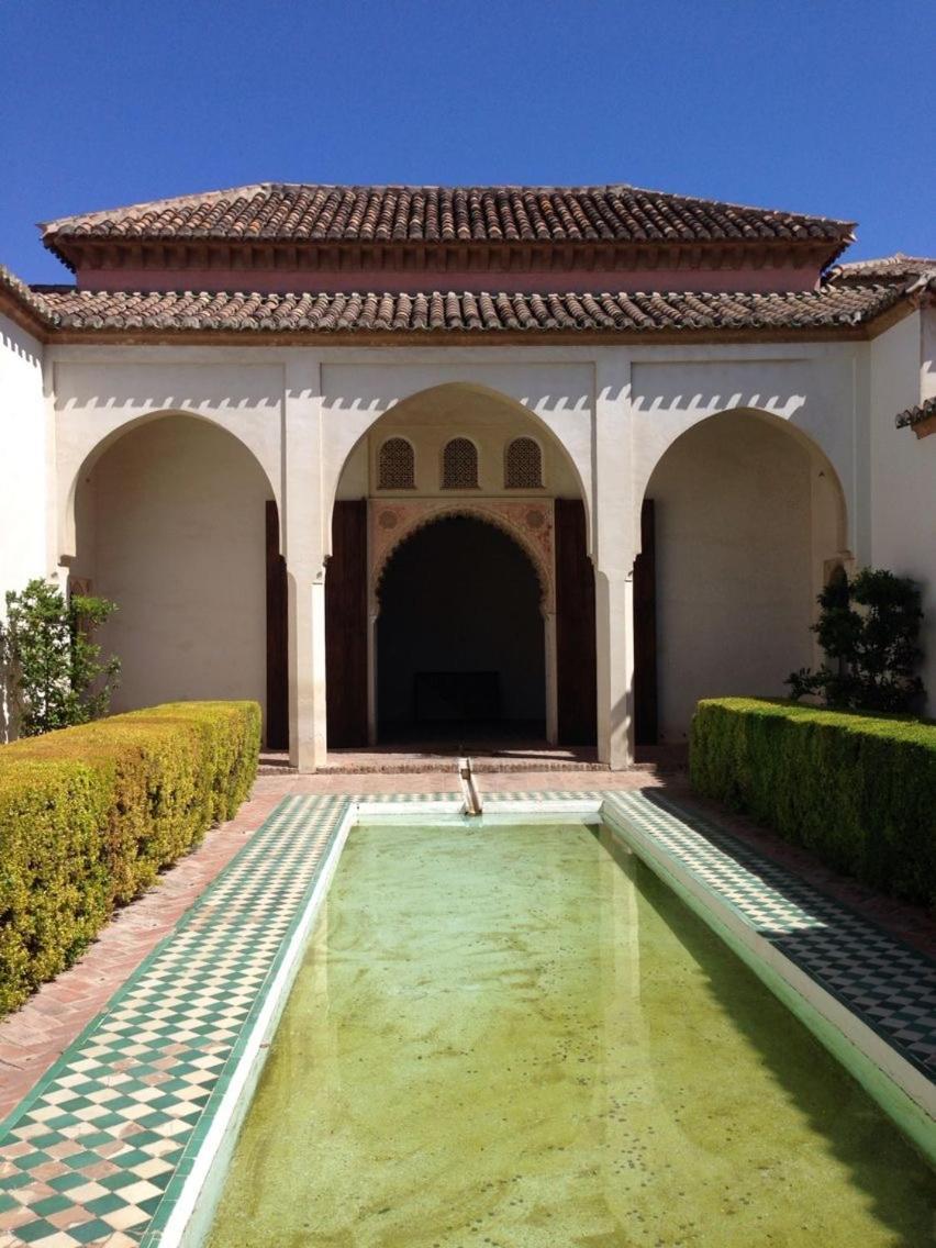 شقة La Bella Escondida Piscina Campo De Golf Solarium Y Parking En Centro Historico مالقة المظهر الخارجي الصورة