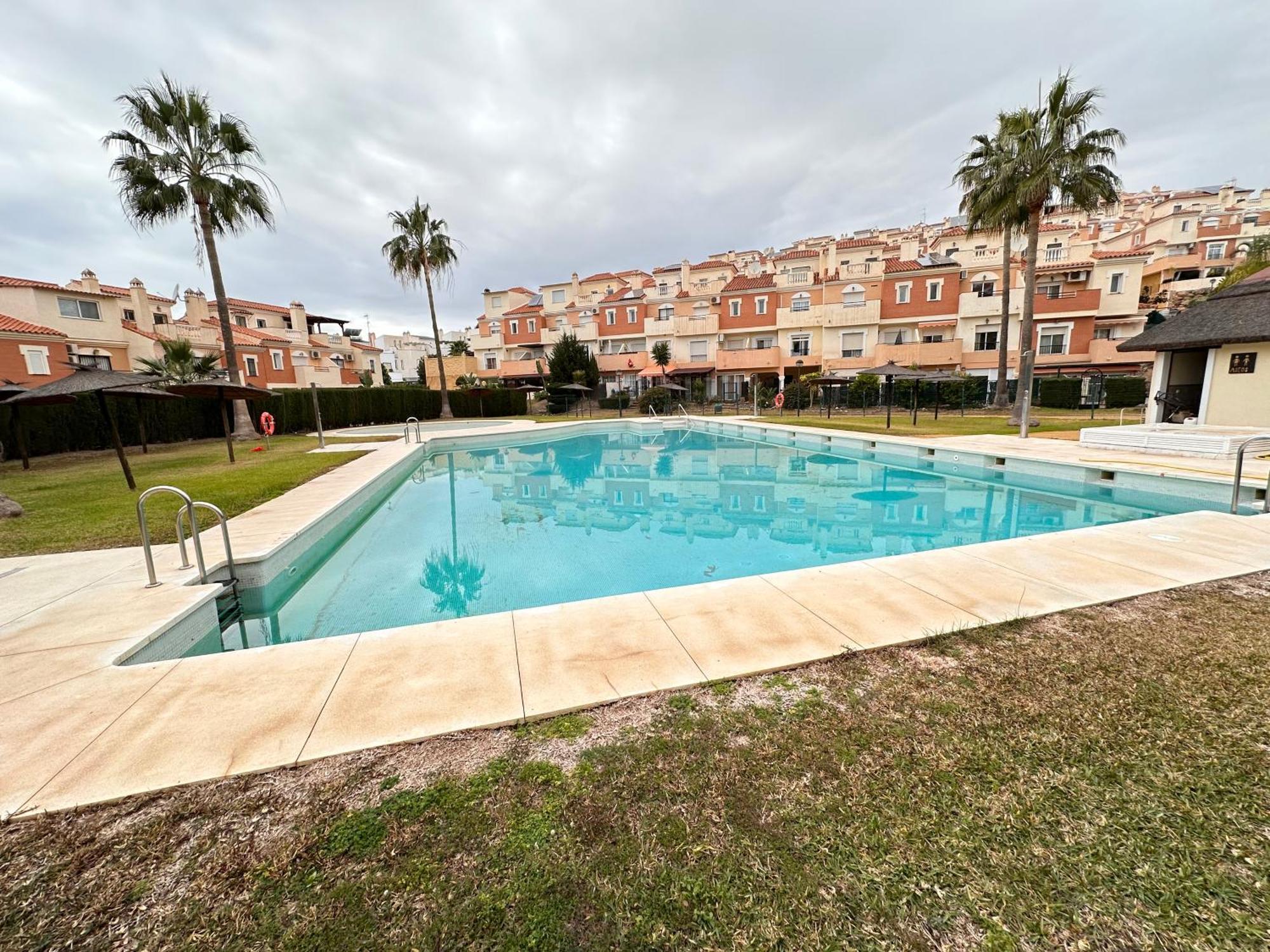 شقة La Bella Escondida Piscina Campo De Golf Solarium Y Parking En Centro Historico مالقة المظهر الخارجي الصورة