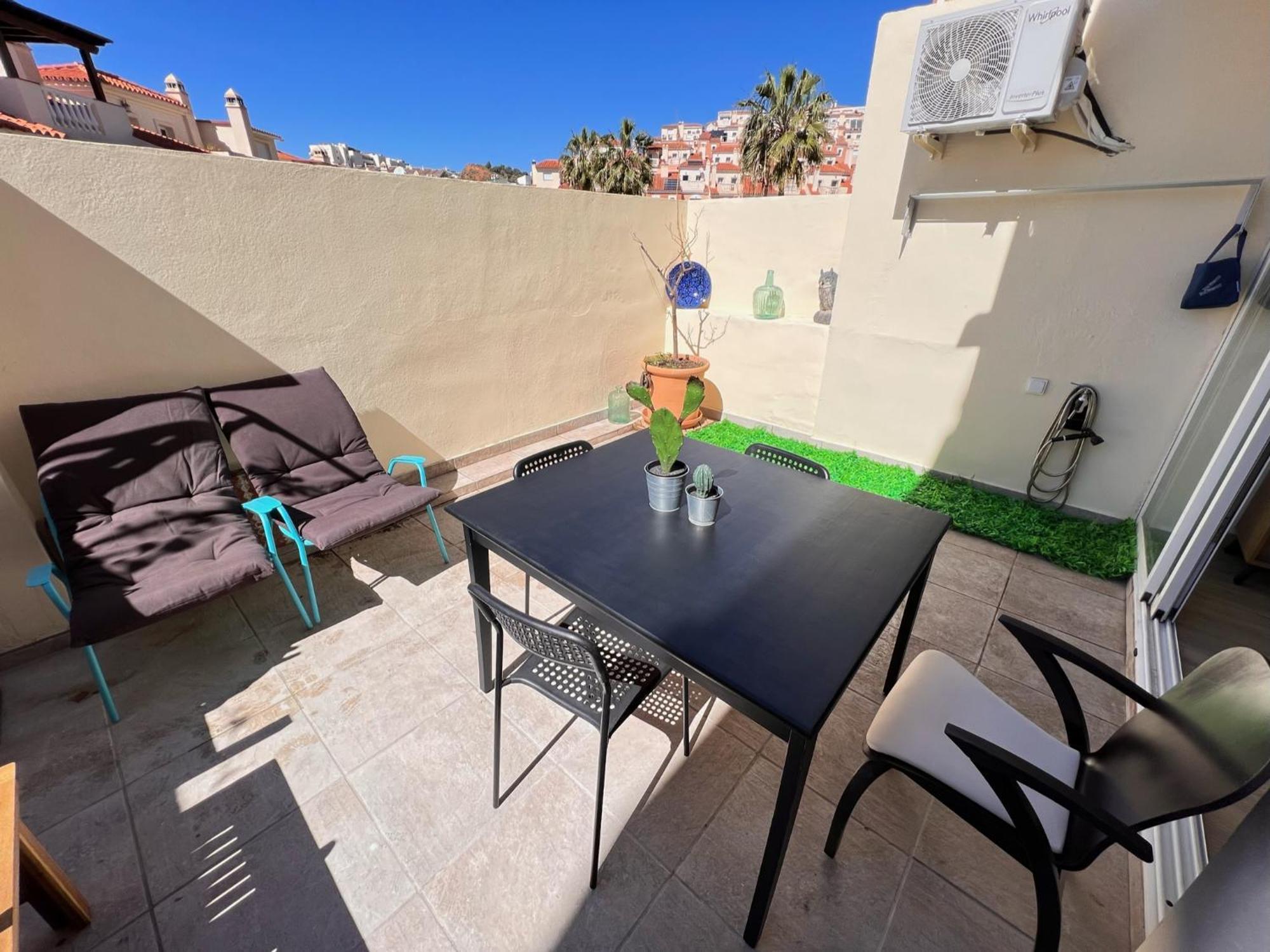 شقة La Bella Escondida Piscina Campo De Golf Solarium Y Parking En Centro Historico مالقة المظهر الخارجي الصورة